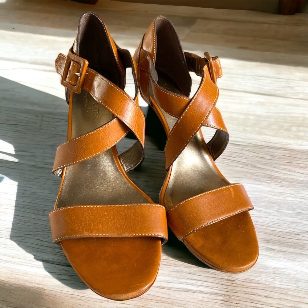 Vintage Talbots English Saddle Leather Strappy Sandals 8